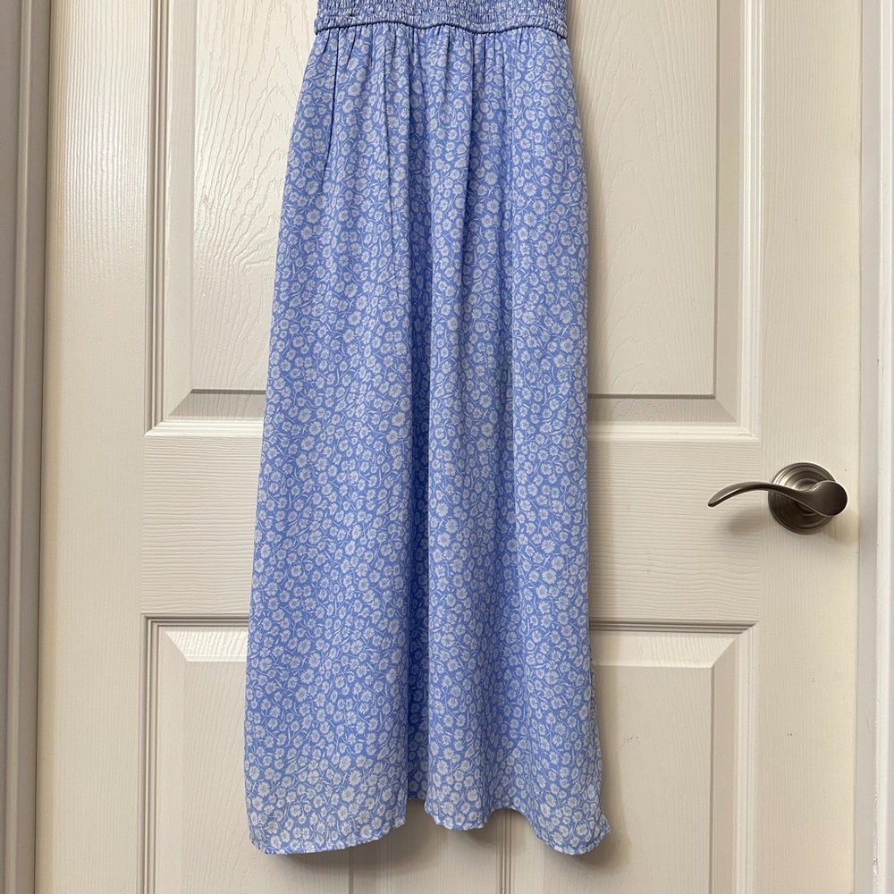 Abercrombie & Fitch Blue White Floral Smocked Midi Dress Women's Size XS - Picture 8 of 12